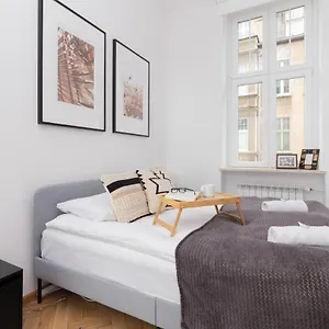 Centre & Cosy By Renters Apartament
